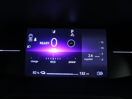 Renault Trafic SL30 E-Tech Advance RC Panel Van 29