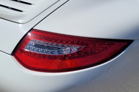Porsche 911 CARRERA 2S 19
