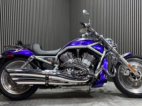 Harley-Davidson V-Rod 1130 2006 24K LONG MOT STUNNING CRUISER CUSTOM BIKE