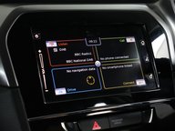 Suzuki Vitara SZ-T BOOSTERJET MHEV 39