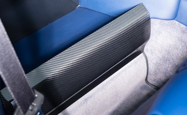 Aston Martin Vanquish Zagato Speedster 17