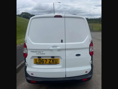 Ford Transit Courier 1.5 Transit Courier Trend TDCi 5