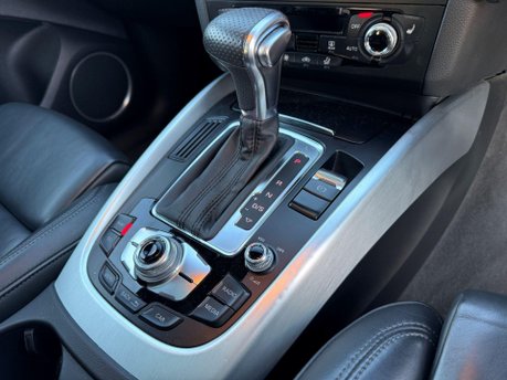 Audi Q5 2.0 TDI S line Plus S Tronic quattro Euro 5 (s/s) 5dr 16