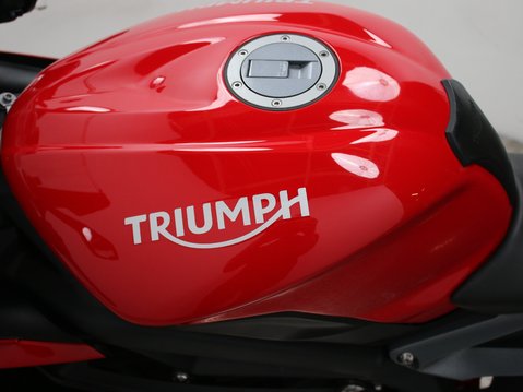 Triumph Daytona 675 DAYTONA 675 ABS 26