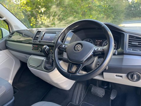 Volkswagen Transporter 2.0 TDI T32 BlueMotion Tech Highline Crew Van DSG FWD SWB Euro 6 (s/s) 5dr 33