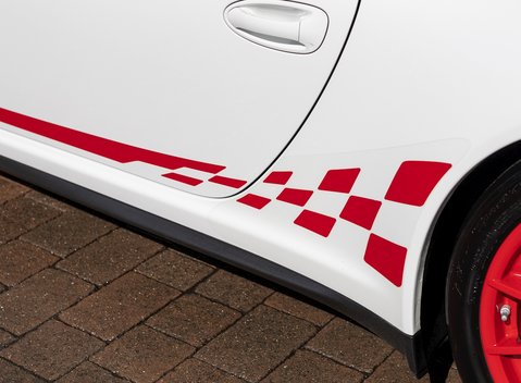 Porsche 911 GT3 RS (997.2) 29