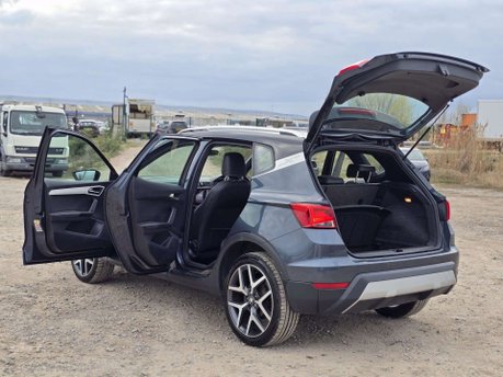 SEAT Arona 1.6 TDI XCELLENCE Lux SUV 5dr Diesel DSG Euro 6 (s/s) (95 ps) 4