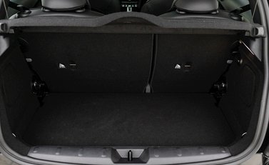 Mini Hatch Electric Level 3 32