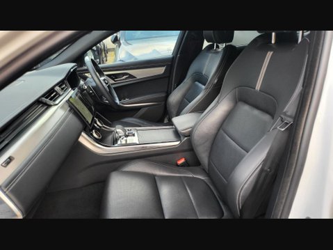 Jaguar XF R-DYNAMIC S 35
