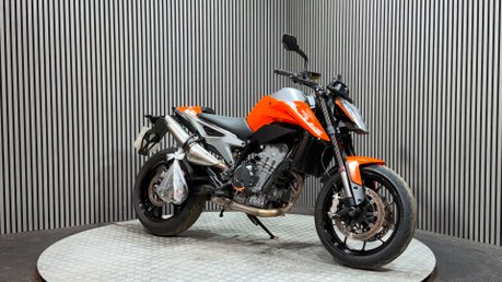 KTM Duke 2018 33K SPARES OR REPAIR PROJECT BIKE 790CC NAKED 2