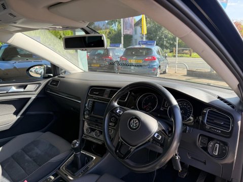 Volkswagen Golf 2.0 TDI BlueMotion Tech GT Euro 5 (s/s) 5dr 17