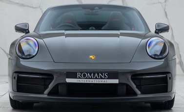 Porsche 911 Targa 4 GTS (992) 10