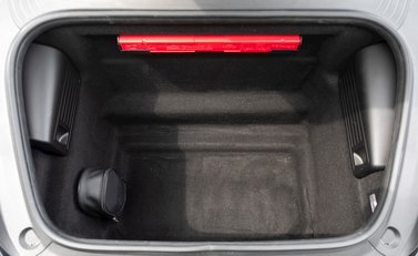 Porsche Cayman GT4 (718) 29