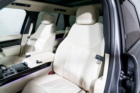 Land Rover Range Rover HSE. NOW SOLD. SIMILAR REQUIRED. PLEASE CALL 01903 254800. 16