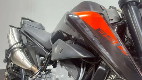 KTM Duke 2021 12K PROJECT BIKE SUPERMOTO SPARES OR REPAIR 890CC 8