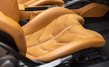 Ferrari 488 SPIDER 20