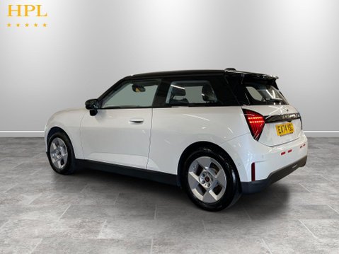 Mini Electric Cooper E 40.7kWh Classic Hatchback 3dr Electric Auto (184 ps) 5