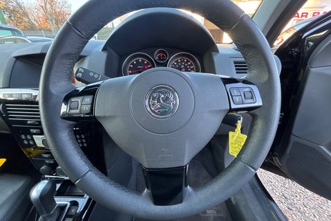 Vauxhall Astra ELITE.. AUTOMATIC.. 16 SERVICES.. 13 MAIN DEALER.. LOOK ONLY 30K MILES..  9