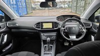 Peugeot 308 1.2 PureTech Allure Hatchback 5dr Petrol EAT Euro 6 (s/s) (130 ps) 6