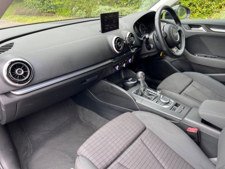 Audi A3 1.2 TFSI Sport Sportback S Tronic Euro 5 (s/s) 5dr 31