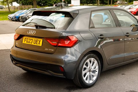 Audi A1 SPORTBACK TFSI SPORT 8