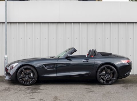 Mercedes-Benz Amg GT GT Roadster 2