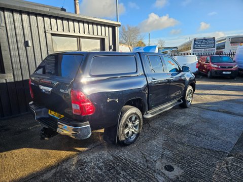 Toyota Hilux ICON 4WD D-4D DCB 5