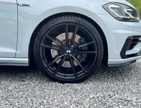 Volkswagen Golf 2.0 Golf R TSi 4WD 5dr 14