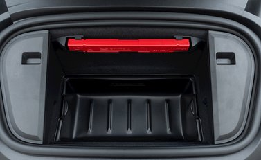 Porsche Taycan 4S 29