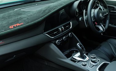 Alfa Romeo Giulia GTAm 24