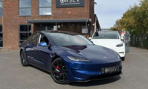 Tesla Model 3 PERFORMANCE AWD Deep Blue Metallic GROK AI RYZEN 21" ALLOYS BLACK INTERIOR 1