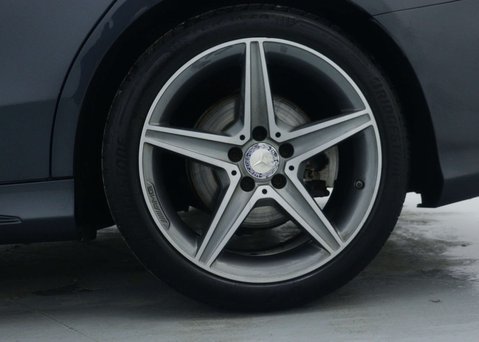 Mercedes-Benz C Class 2.1 C250d AMG Line (Premium Plus) Saloon 4dr Diesel 7G-Tronic+ Euro 6 (s/s) 17