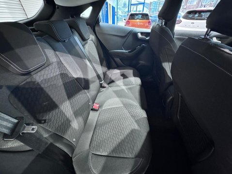 Ford Puma 1.0T EcoBoost MHEV Titanium Euro 6 (s/s) 5dr 29
