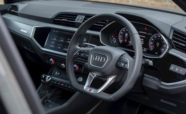 Audi Q3 TFSI 40 Quattro S Line Vorsprung 11