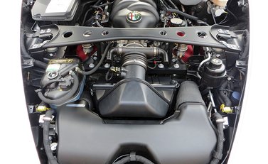 Alfa Romeo 8C Spider 8