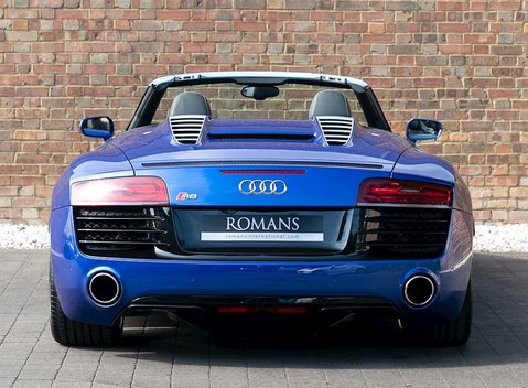Audi R8 V10 Spyder 5
