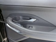 Jaguar E-Pace 2.0 E-PACE R-Dynamic S AWD AUTO 4WD 5dr 51