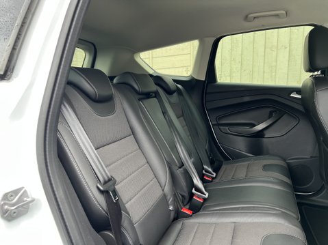 Ford Kuga 2.0 TDCi Titanium Sport SUV 5dr Diesel Powershift AWD Euro 6 (s/s) (180 ps) 15