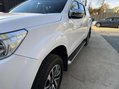 Nissan Navara 2.3 Navara N-Connecta dCi 4WD 5dr 40