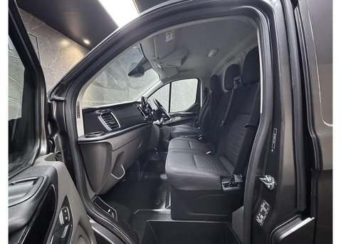 Ford Transit Custom 2.0 300 EcoBlue Limited Panel Van 5dr Diesel Manual L1 H1 Euro 6 (s/s) (130 49