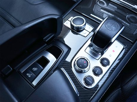 Mercedes-Benz SL Series SL63 AMG 70