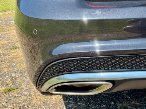 Mercedes-Benz E Class E220 BLUETEC AMG LINE 71