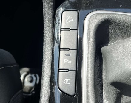 Kia Sportage 1.6 Sportage Launch Edition ISG 5dr 52