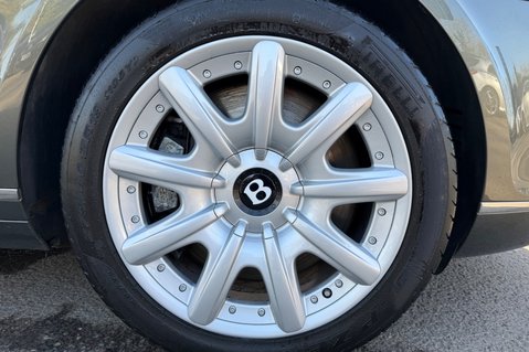 Bentley Continental GT - CYPRESS GREEN - 15 SERVICES RECORDED  53
