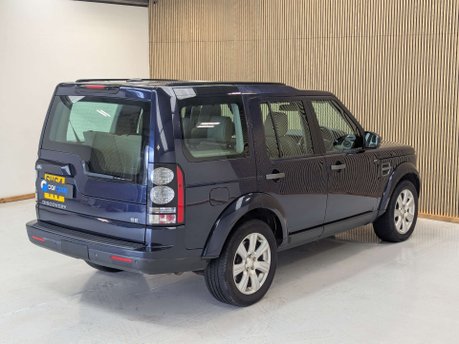 Land Rover Discovery 3.0 Discovery SE Tech SDV6 Auto 4WD 5dr 26
