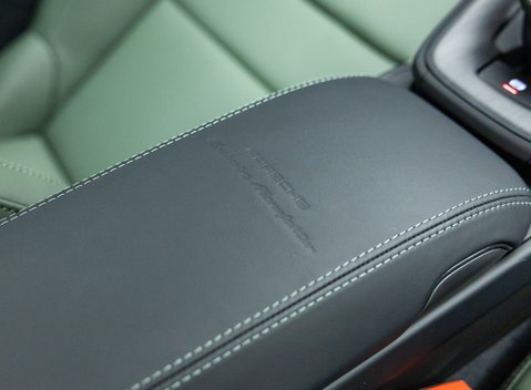 Porsche 911 GT3 TOURING (992.2) 31