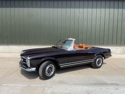 Mercedes-Benz W113 280SL 9