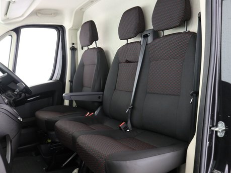 Citroen Relay 2.2 BlueHDi L4H2 Van 140ps Enterprise Pro 8