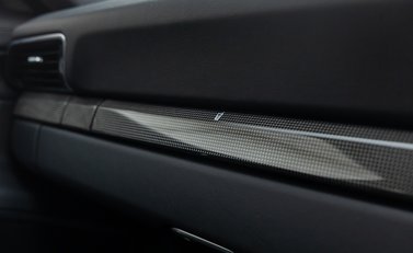 Porsche 911 Carrera 4 GTS (991.2) 23