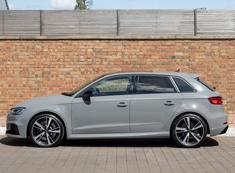 Audi RS3 Sportback Sport Edition 2